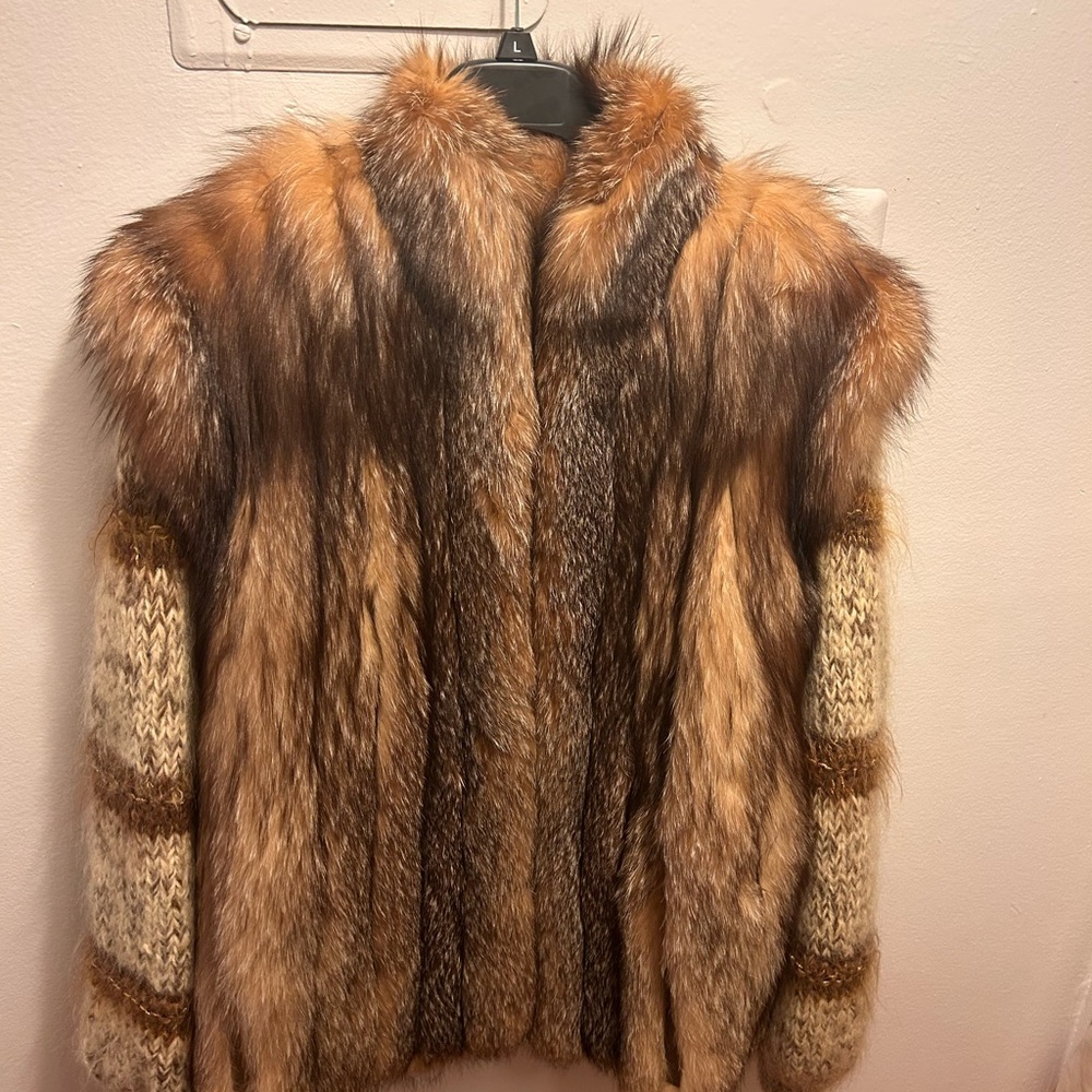 Luxurious Fur and Knit Women's Jacket